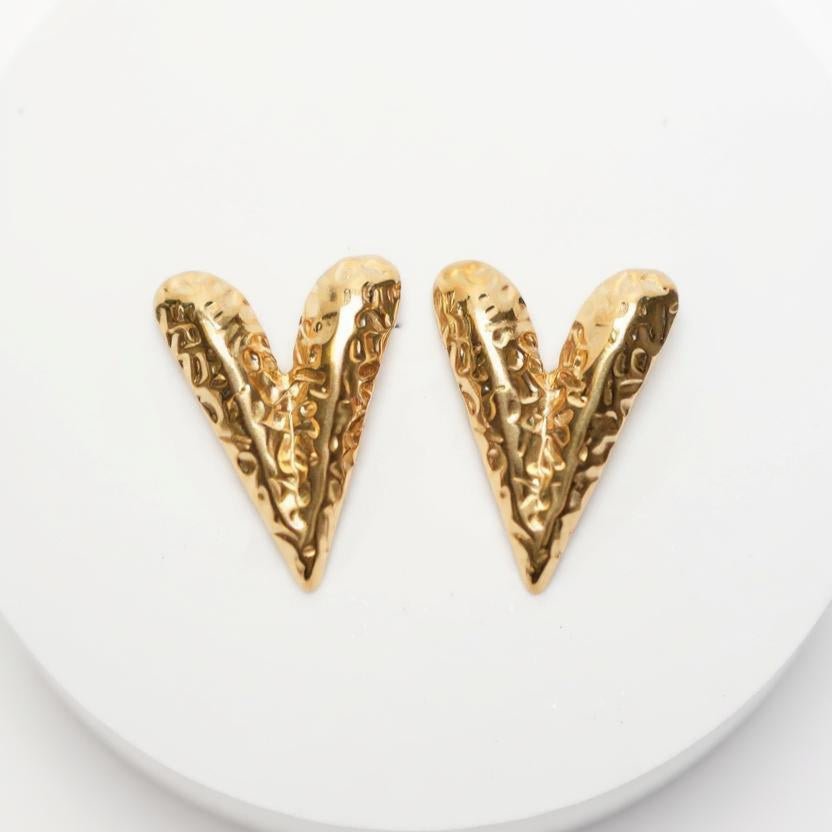 Hammered V-shaped Heart Earrings