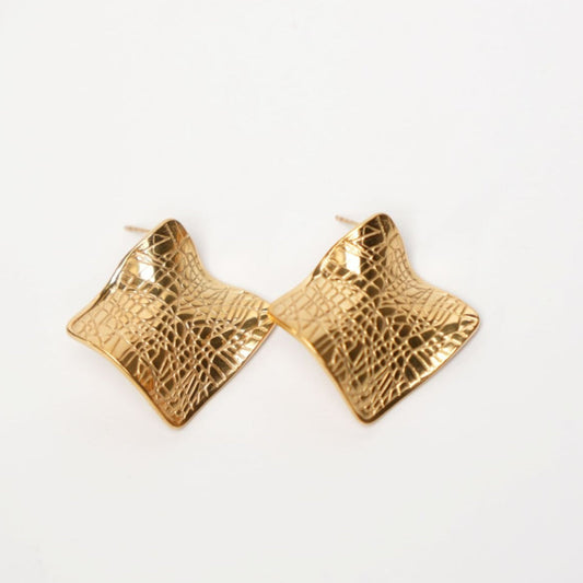 Textured Wave Square Earrings