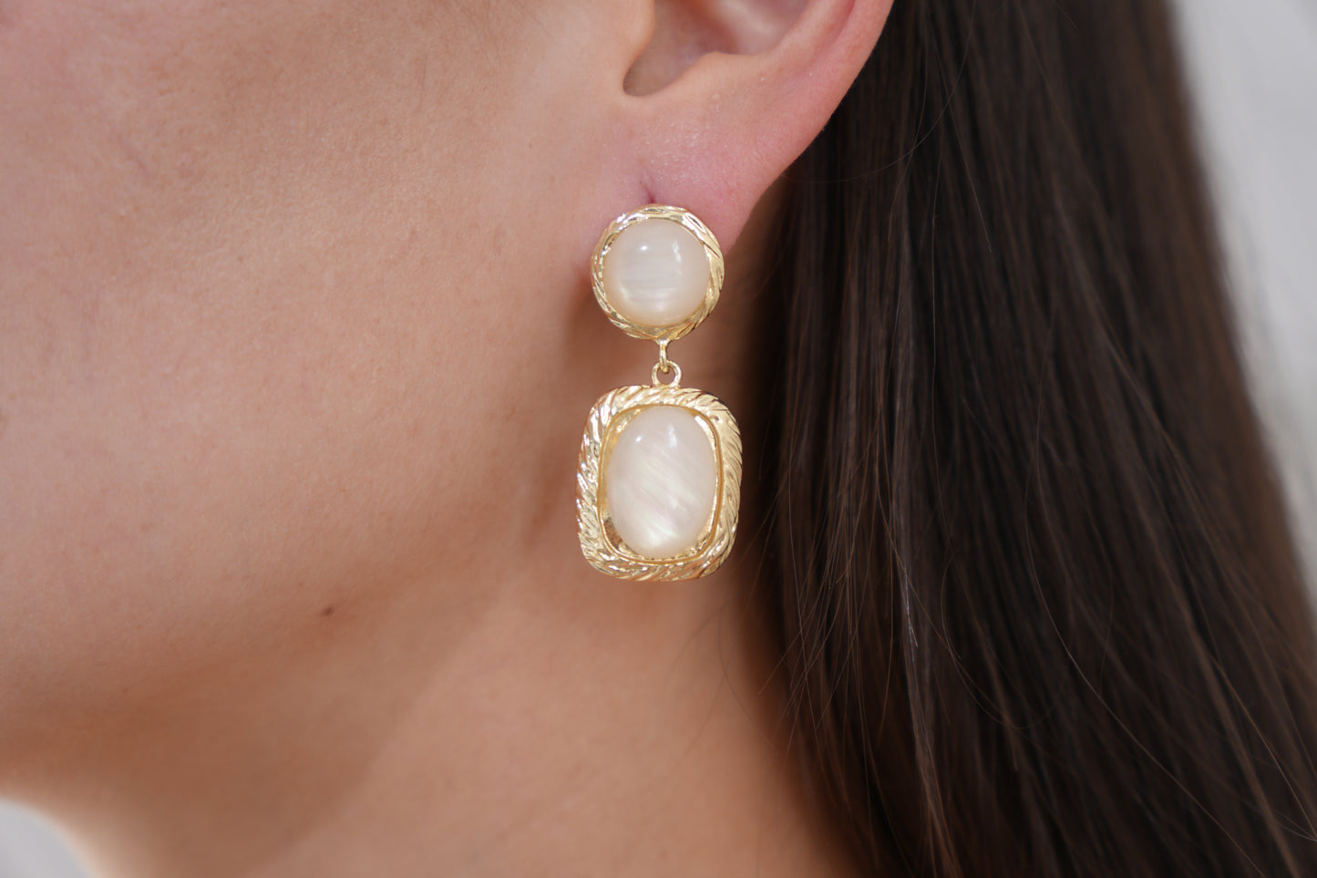 Vintage Gold Moonstone Drop Earrings