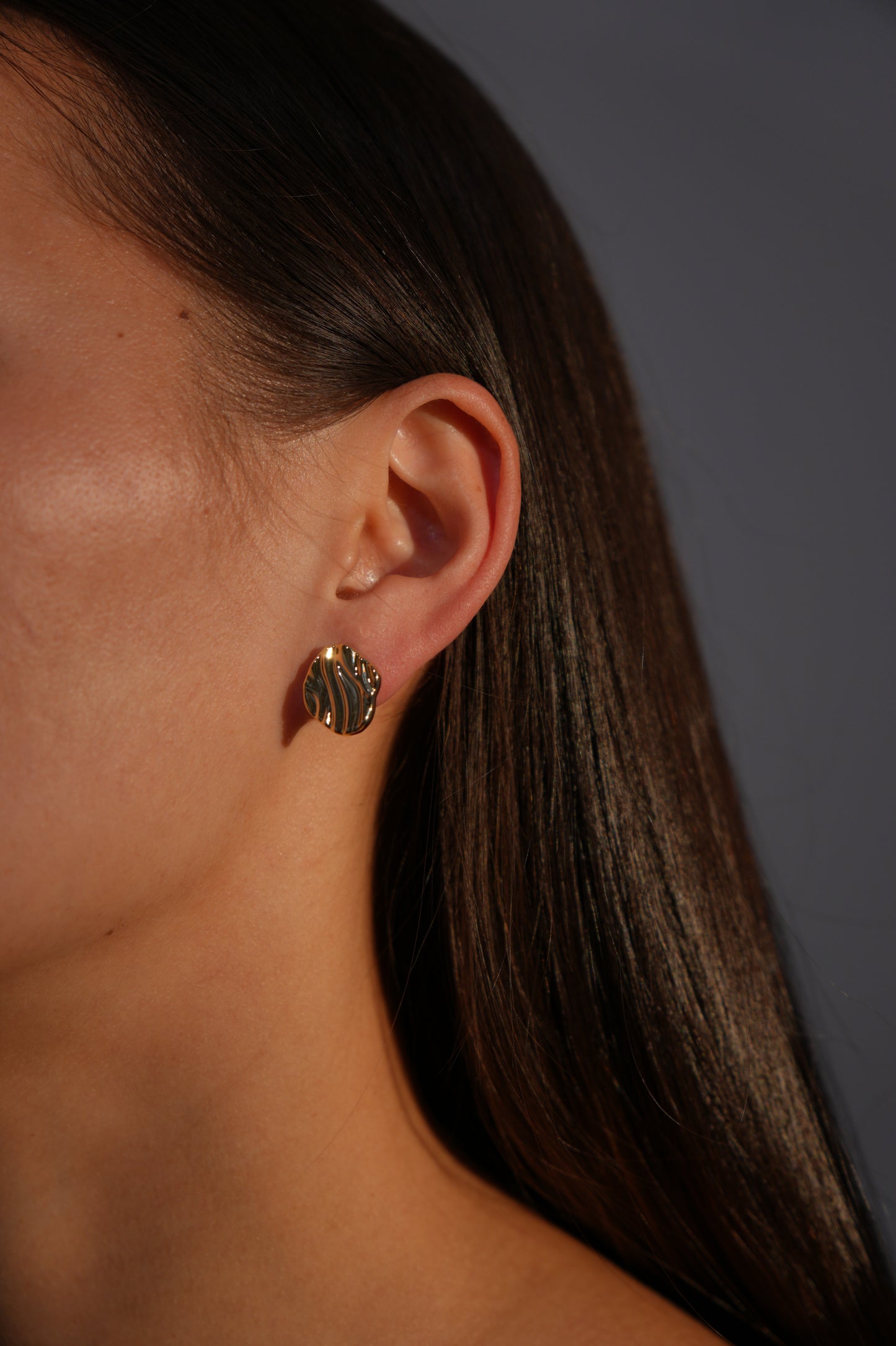 Rippled Wave Stud Earrings